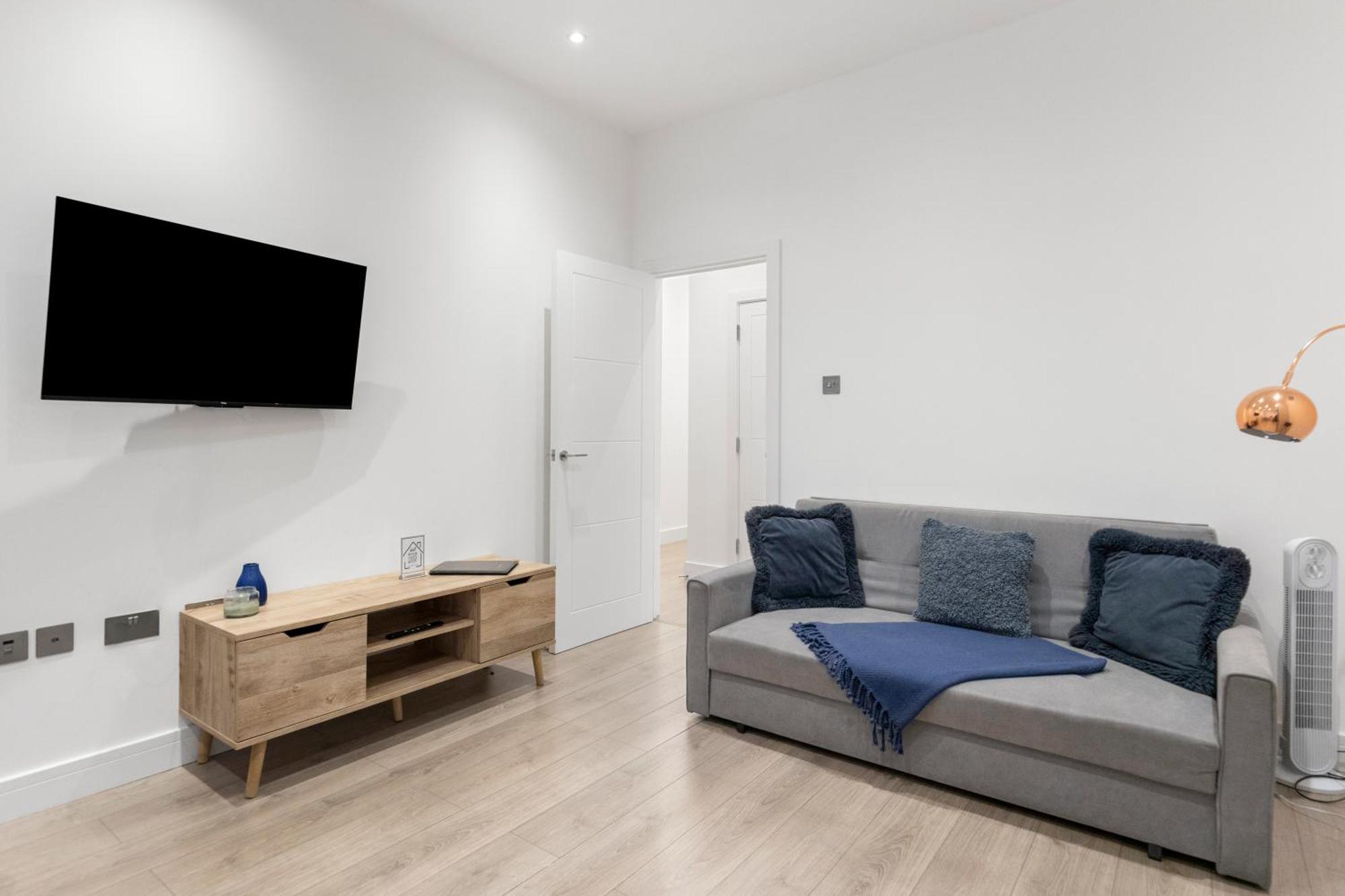 Welcoming And Spacious Apartment- Excellent Location Apartamento *